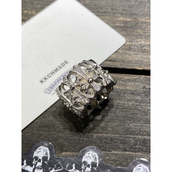 크롬하츠 18k 풀 다이아몬드 서큘러 매장