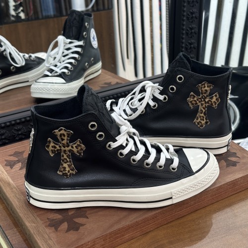 레오파드 프린트와 말털 장식이 있는 크롬하츠 가죽 하이탑