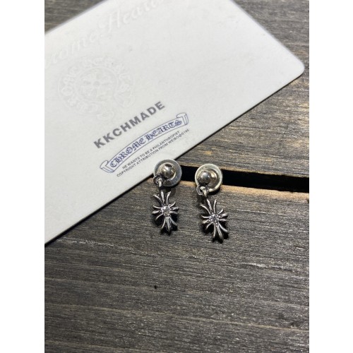 크롬하츠 솔로 다이아몬드 크로스 골드 니들 이어링