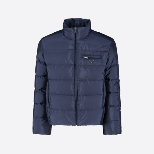 프라다 재활용 나일론 스탠드 칼라 다운 재킷 네이비 블루