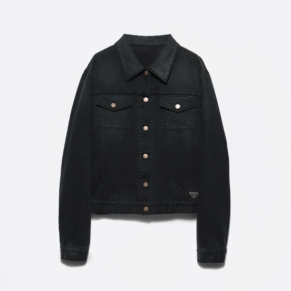 밑단에 삼각형 로고가 있는 프라다 데님 재킷