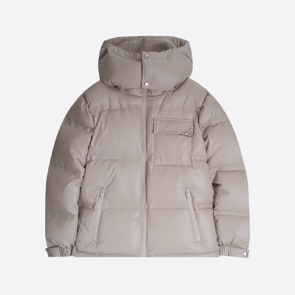 프라다 네임플레이트 장식 다운 재킷, 살구색